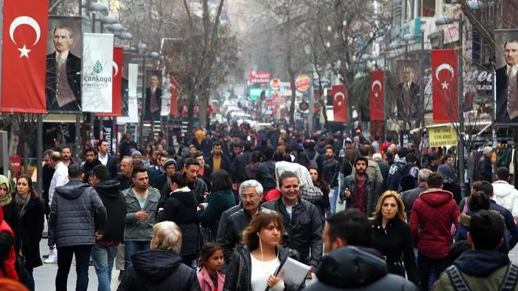 Hastalık çok tedbir şart!